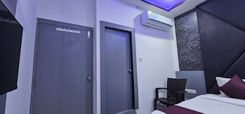 hotel s s town