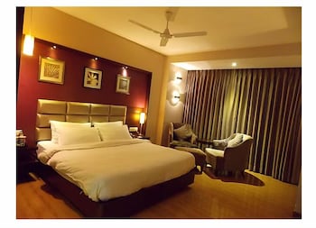 Hotel Bkc Majestic,,2 star