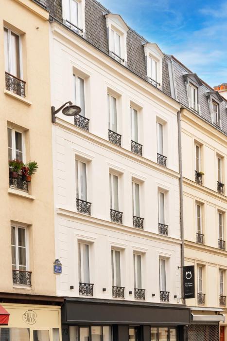 les suites tour eiffel