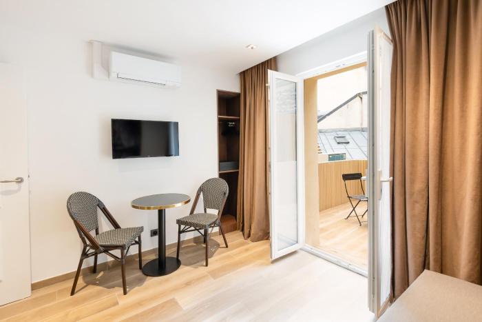 les suites tour eiffel