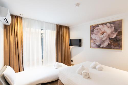 les suites tour eiffel