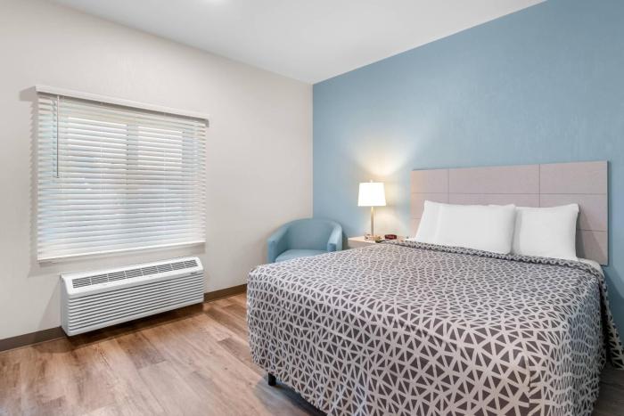 woodspring suites harrisburg carlisle