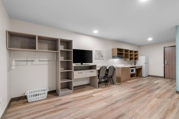 woodspring suites harrisburg carlisle