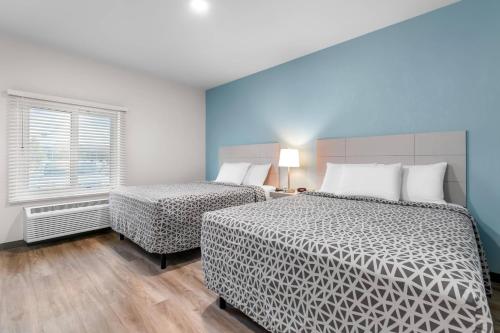 woodspring suites harrisburg carlisle