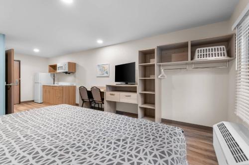 woodspring suites harrisburg carlisle