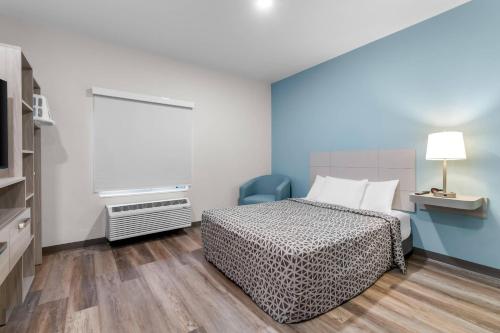 woodspring suites harrisburg carlisle