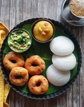 Rd Hotel Anna Statue,,3 star