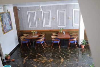 sonis mansion 100m from khajuraho temples