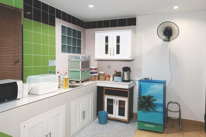 kamala orchid guesthouse