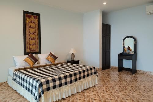 kamala orchid guesthouse