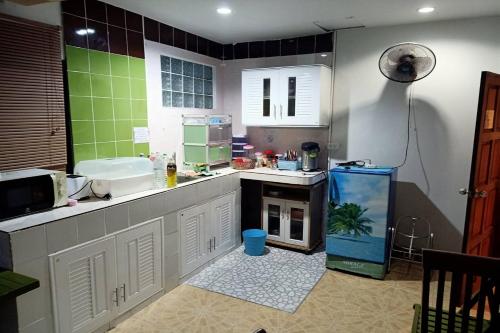 kamala orchid guesthouse