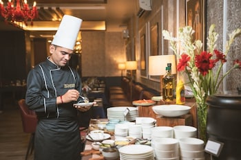 The Rampour Rishikesh,,4 star