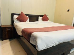 urban nest rooms and rooftop restaurant