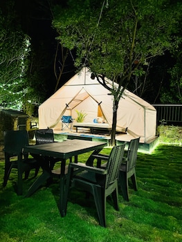 Dheergarh Villa,,3 star