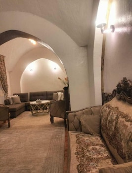 badis hotel