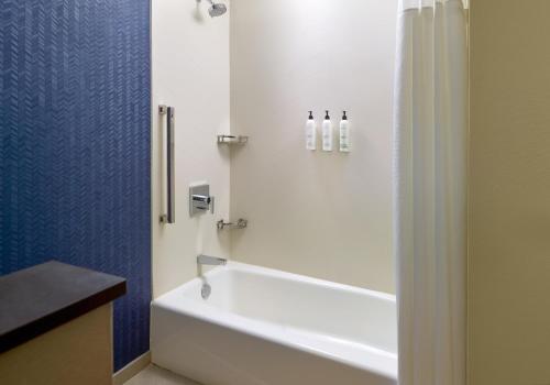 fairfield by marriott inn and suites savannah pooler