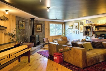 Hideaway Inn Mt.Sunapee,,2 star