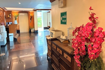 The Grand Imperial,,3 star