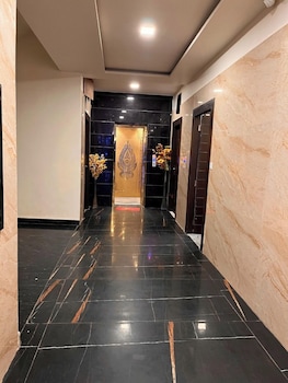 Hotel Ndbl Near Hari Ki Pauri Haridwar,,3 star