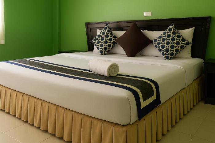 srisuksan klong muang beach