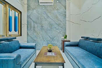 The Heritage Bagh,,2 star