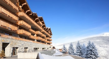 Dent Blanche Resort - Temptingplaces Collection,,4 star