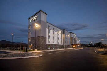 woodspring suites medford near i 5