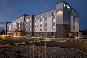 woodspring suites medford near i 5