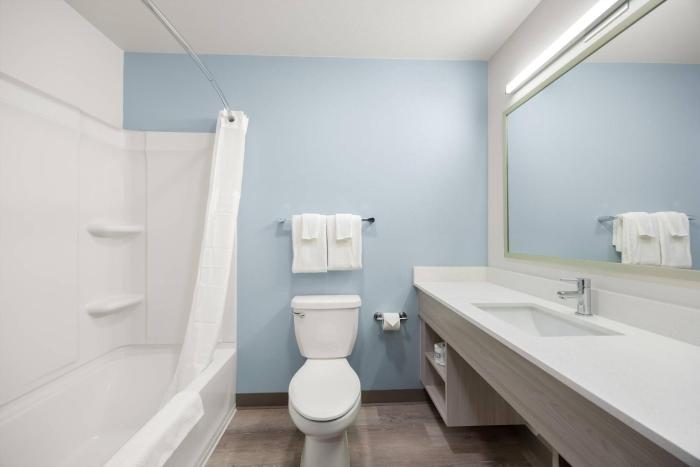 woodspring suites medford near i 5