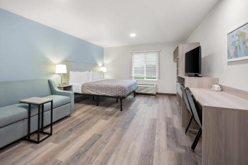 woodspring suites medford near i 5