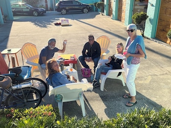 surfside suites