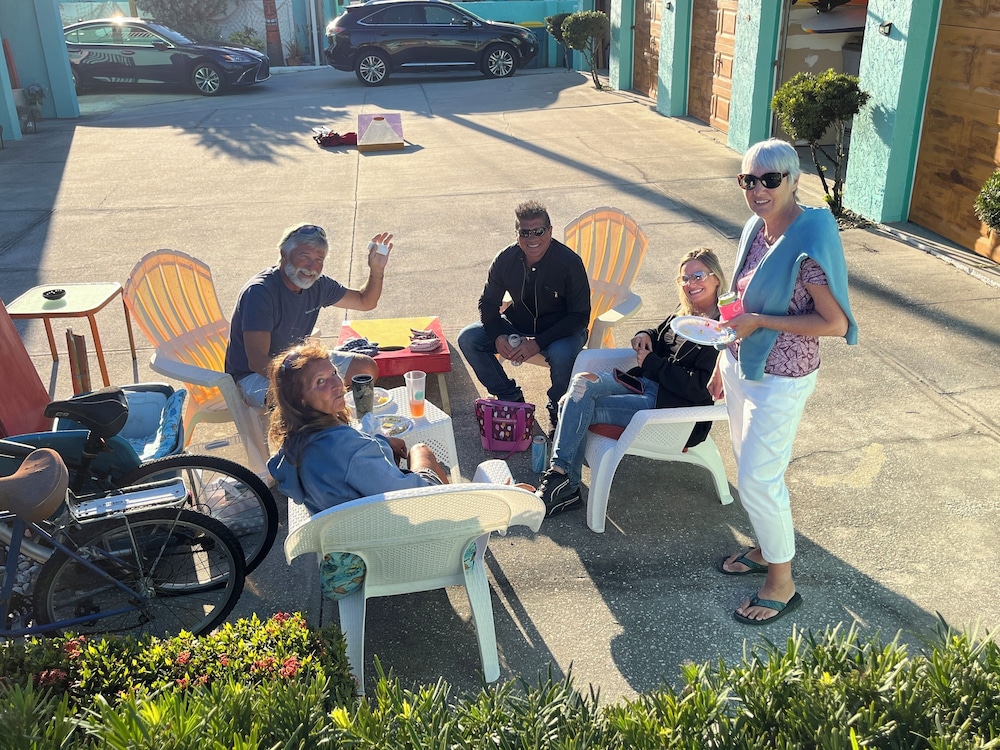 surfside suites