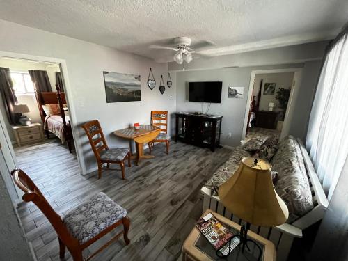 surfside suites