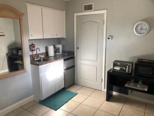surfside suites