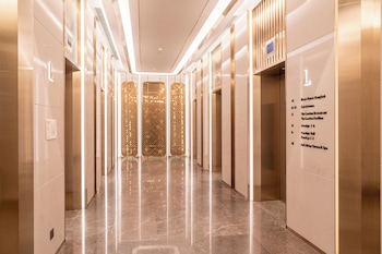 Grande Centre Point Prestige Bangkok,,5 star