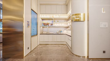 grande centre point prestige bangkok