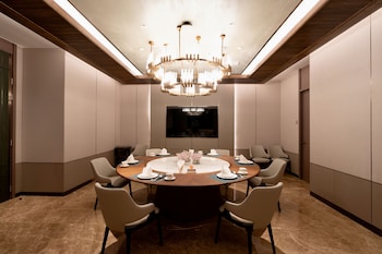 grande centre point prestige bangkok