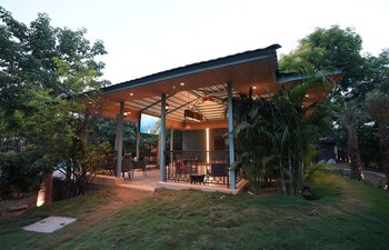 sisodia bagh luxury boutique resort