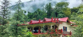 anand ganga yoga guesthouse