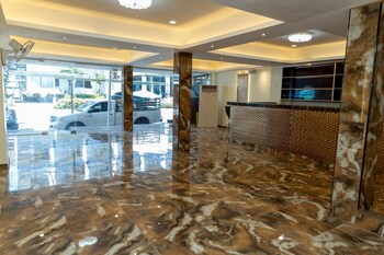 Sea Inn Pattaya,,2 star