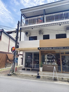 Kamala Beachside,,2 star