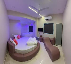 hotel elite stay mahalunge pune