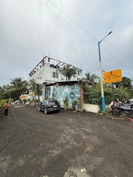 hotel elite stay mahalunge pune