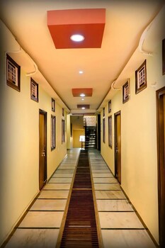 Krishna Guest House 2,,2 star
