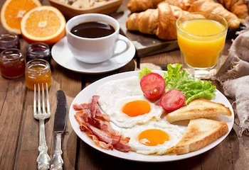 bhartiya guest house paharganj ndls