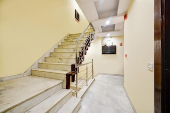 bhartiya guest house paharganj ndls