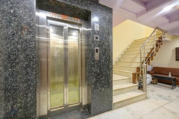 bhartiya guest house paharganj ndls