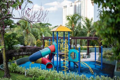 modern 3br near danga bay jb free parking
