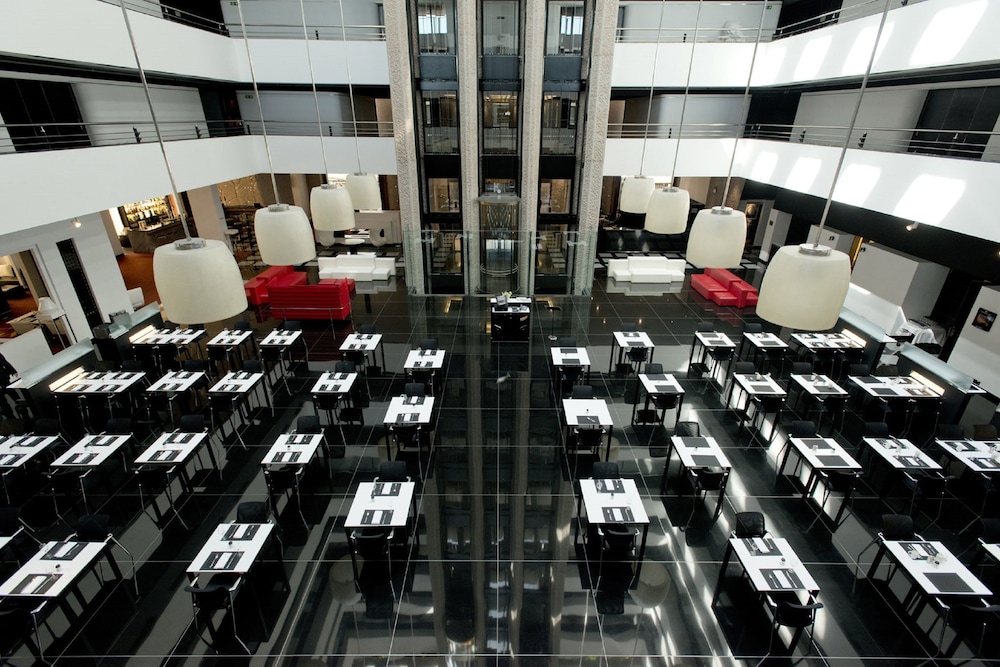 hilton madrid airport