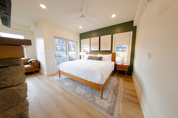 The Windmoor Hotel,,2 star